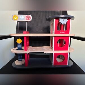 Janod Solid Wooden Fire Station Play Station - No Car or Ramp